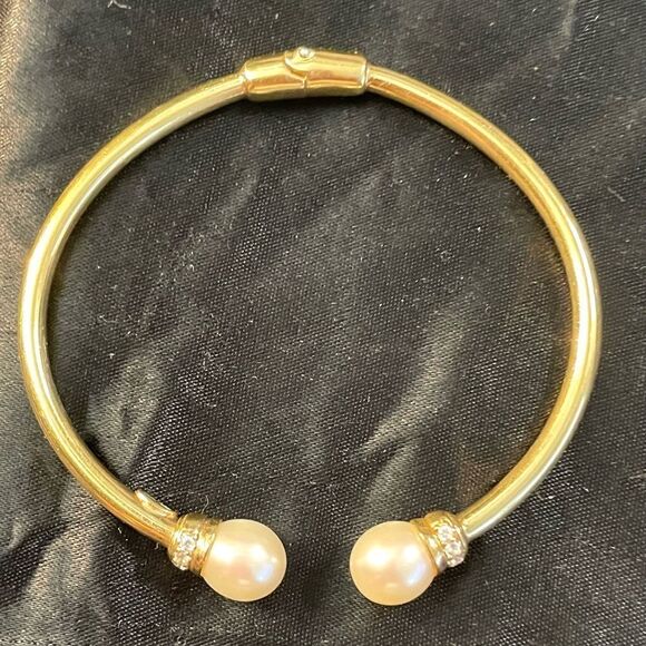 925 Silver Italy Hindged Bracelet Faux Pearl Crystal Balls Gold Overlay SZ 7-7.5 - Picture 1 of 5